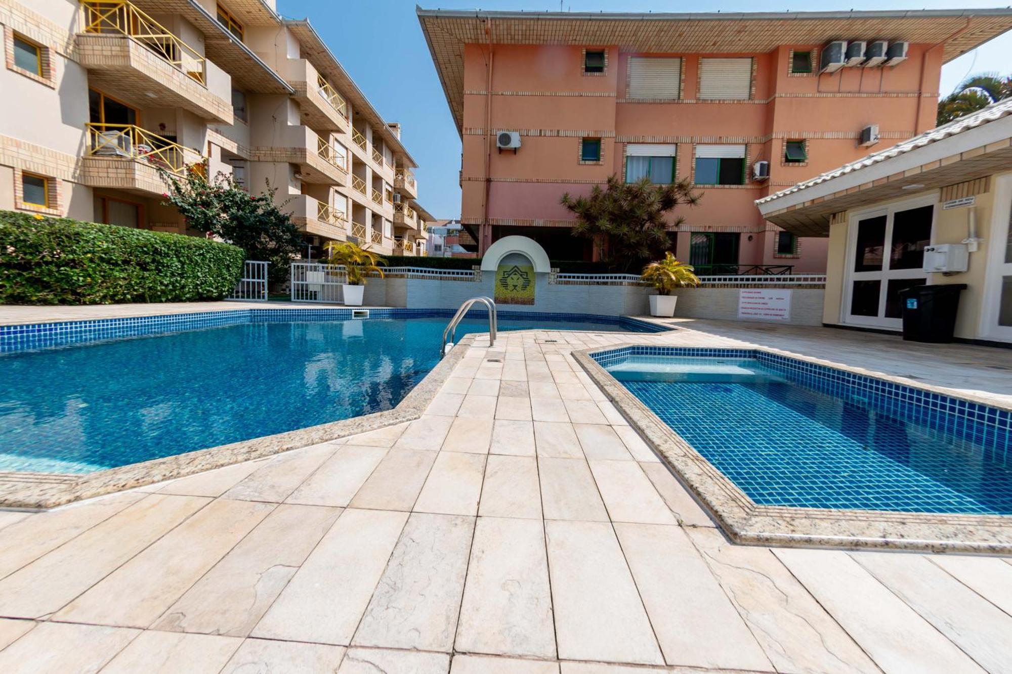 Royal Paradise: 350m Da Nos Ingleses Sn7649 *